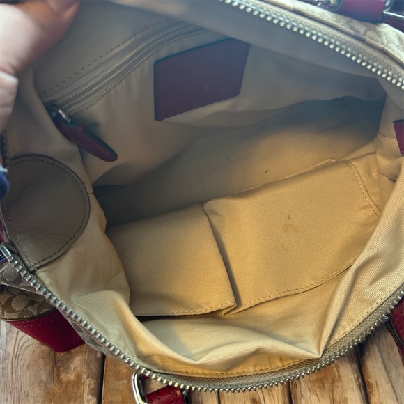 COACH 2012 Signature Bag W/ Legacy Tassle - Picture 6 of 6